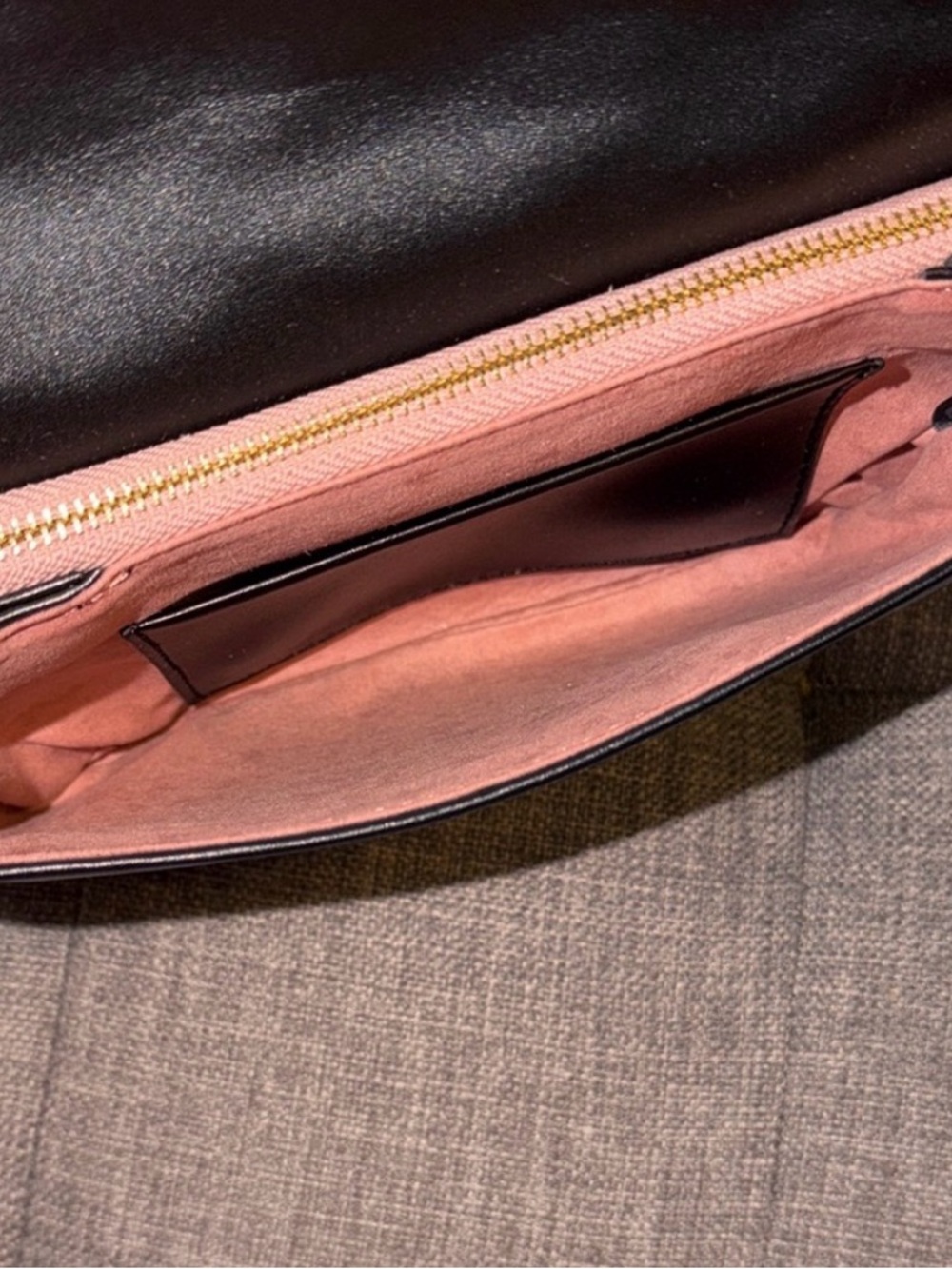 Black MonoEmbossed Crossbody with Gold Chain
d u p e - Picture 2 of 7